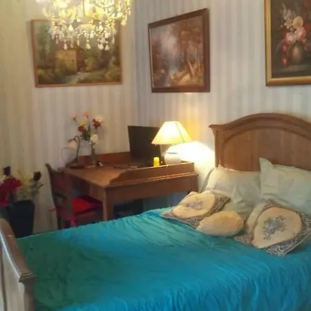 Avec Cuisine Salle A Manger Et Deux Chambres Salle De Bain Apartman