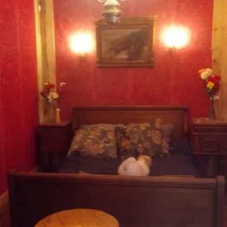 Avec Cuisine Salle A Manger Et Deux Chambres Salle De Bain