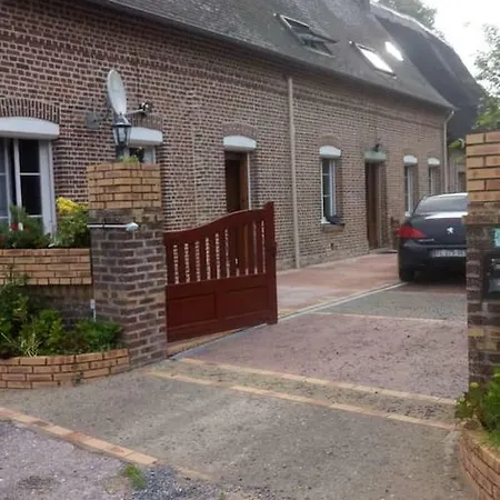 Apartman Avec Cuisine Salle A Manger Et Deux Chambres Salle De Bain